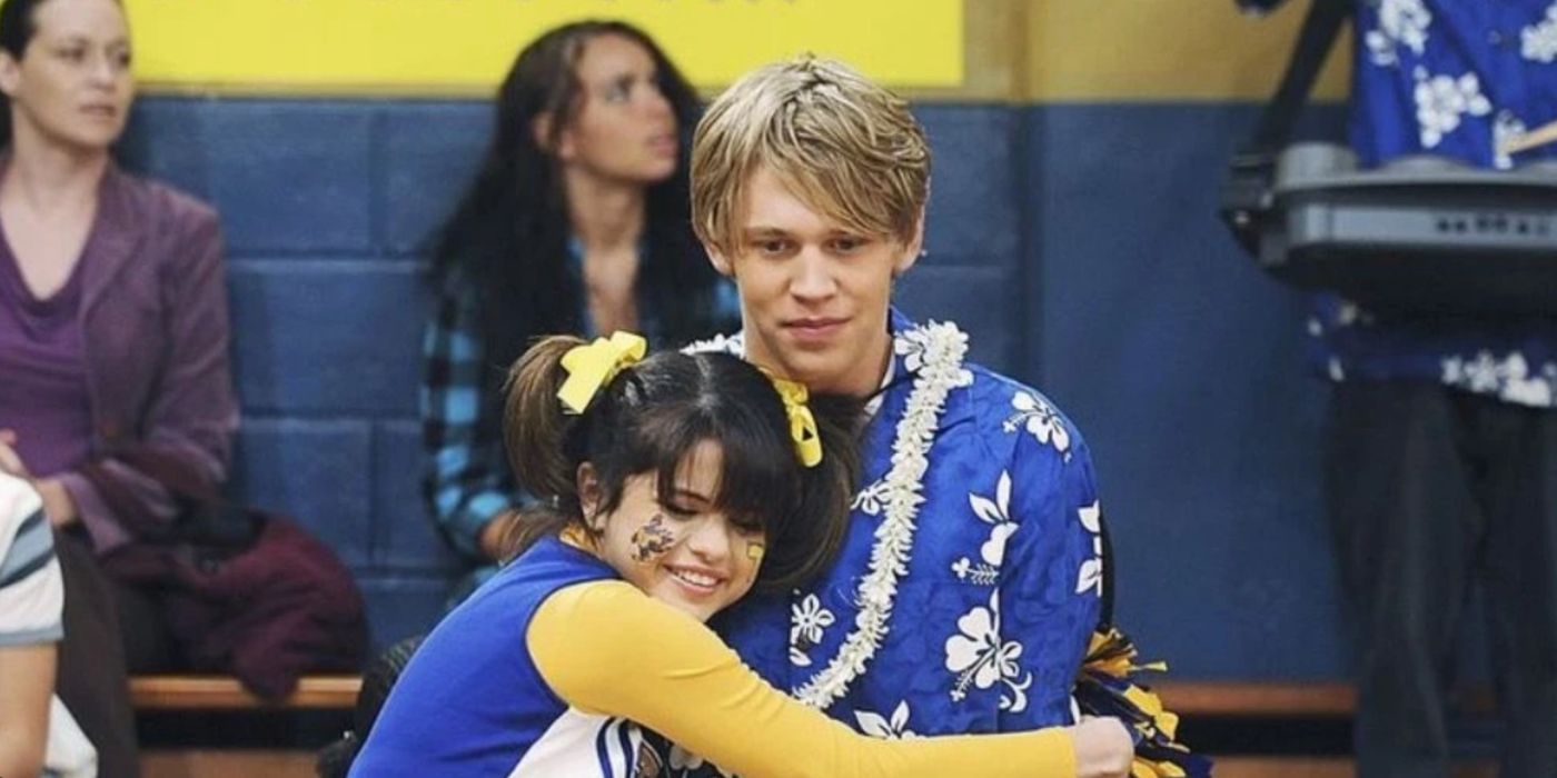Selena Gomez hugging Austin Butler