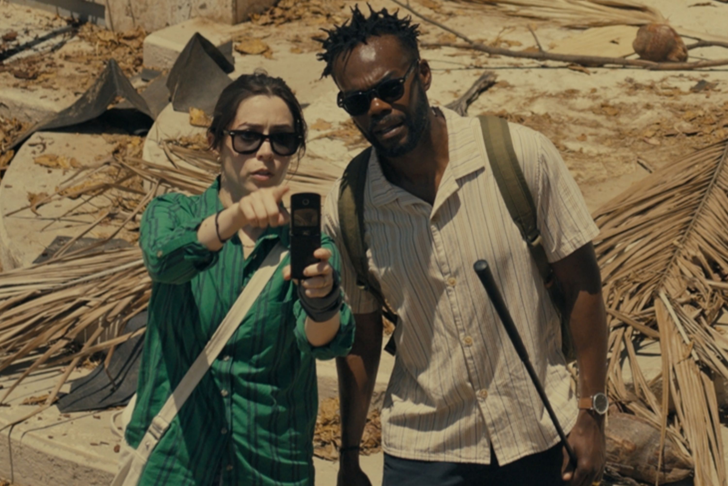resort-christine-milioti-william-jackson-harper-02