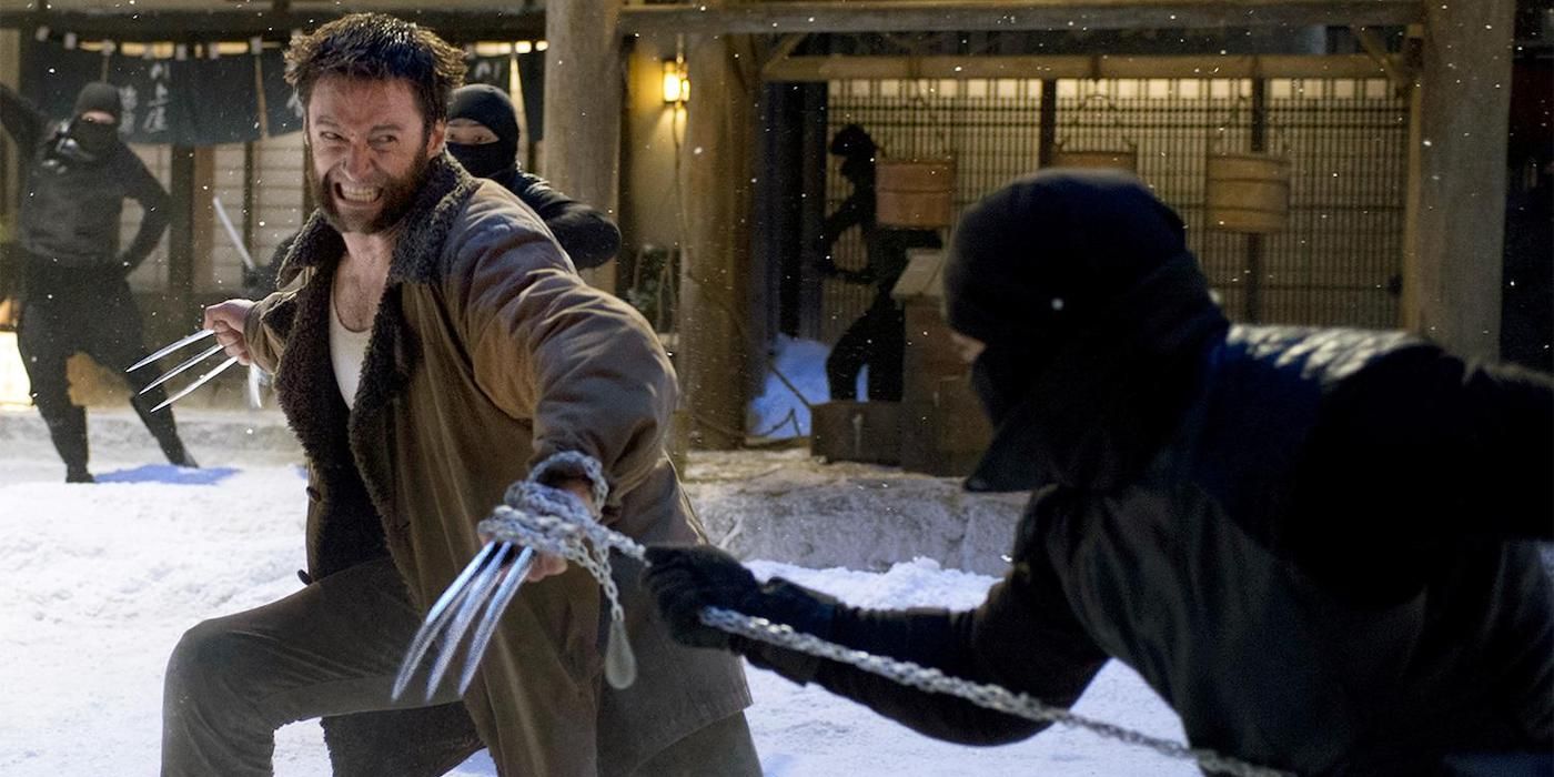 Hugh Jackman fights ninjas in The Wolverine
