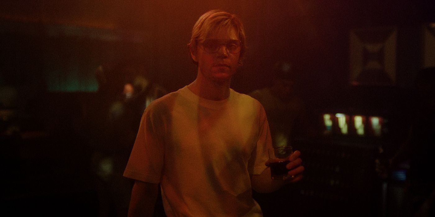story-monster-jeffrey-dahmer-evan-peters-1
