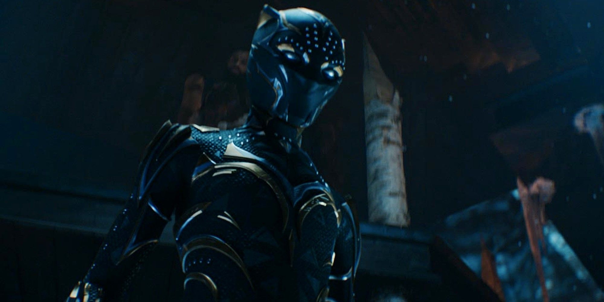 Shuri dressed as Black Panther in Black Panther: Wakanda Forever.