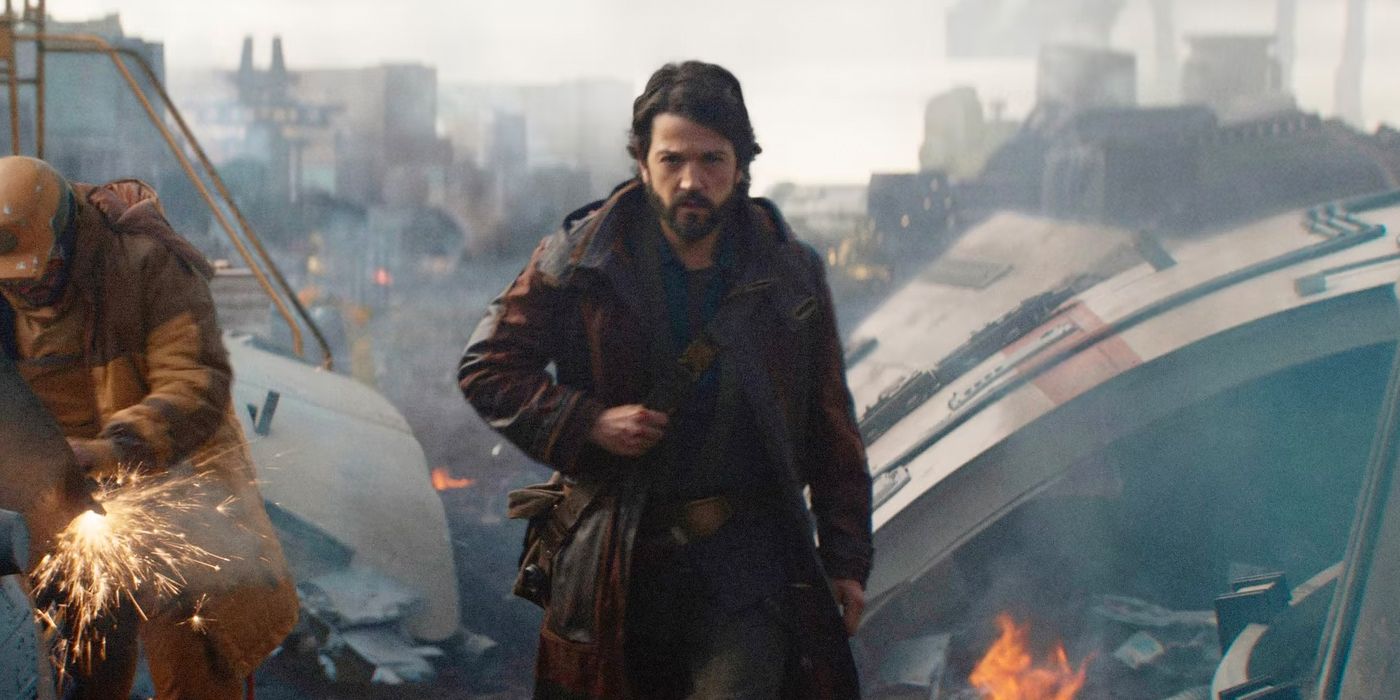 Andor-Diego-Luna-social function