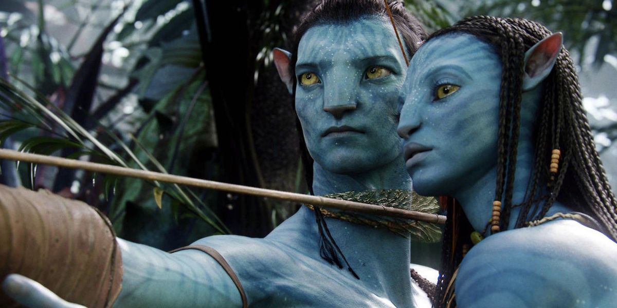 Sam Worthington as Jake Sully and Zoe Saldanha as Neytiri in Avatar
