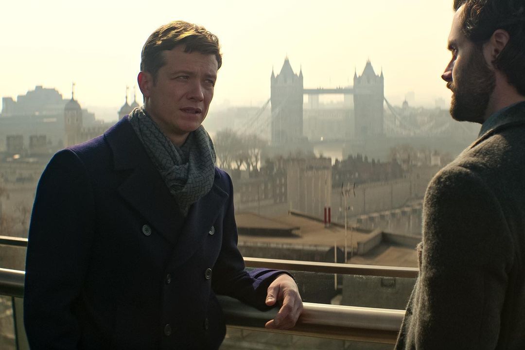 Edward Jay Spielers in You, Season 4 Ed Spielers