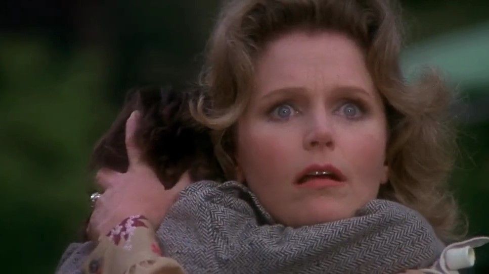 Sign-Lee Remick
