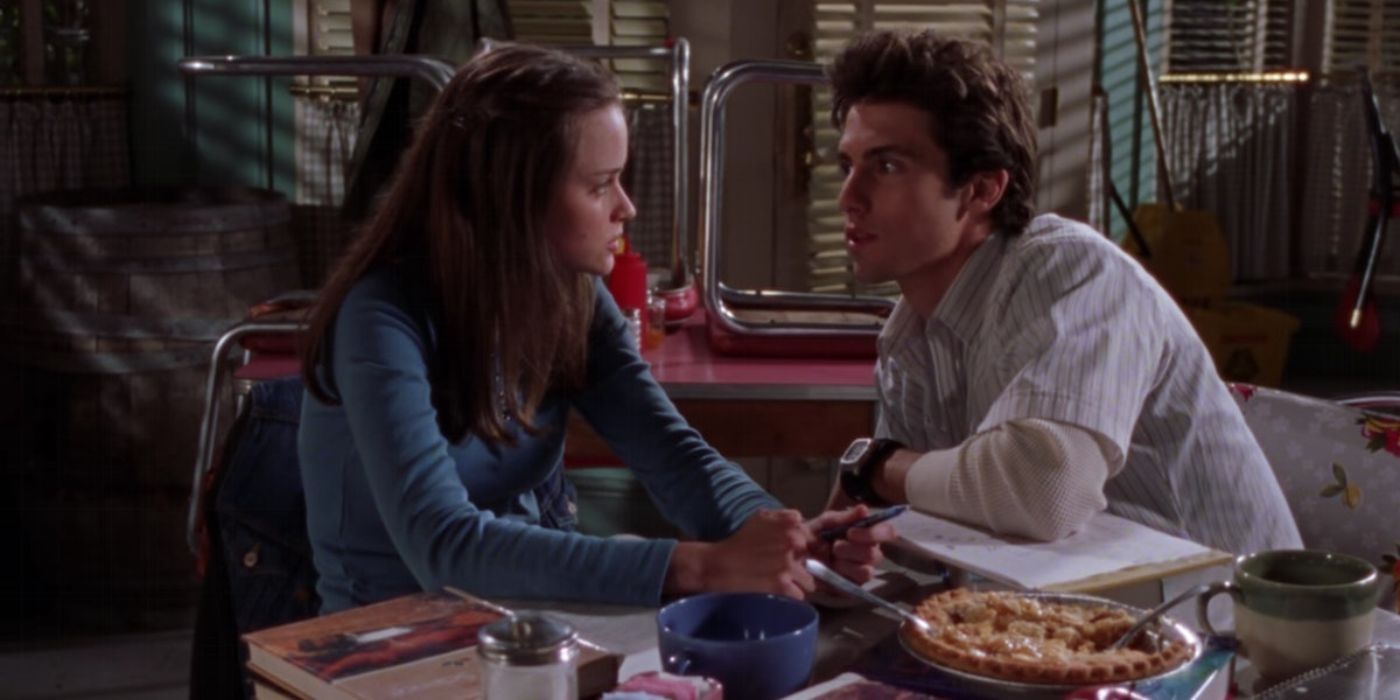 Rory and Jess chat at Luke's on Gilmore Girls.