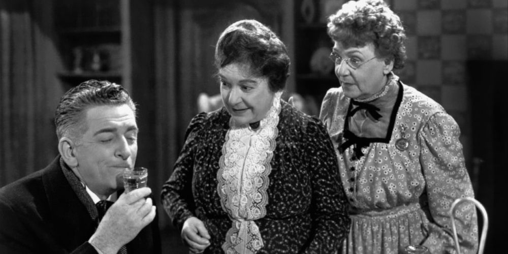 Josephine Hull and Jean Adair in Arsenic and Old Lace