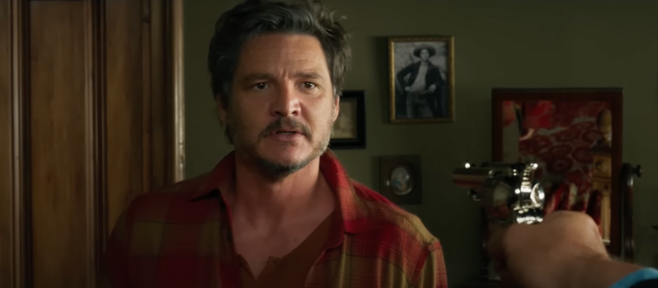 weird-lifestyle-pedro-pascal