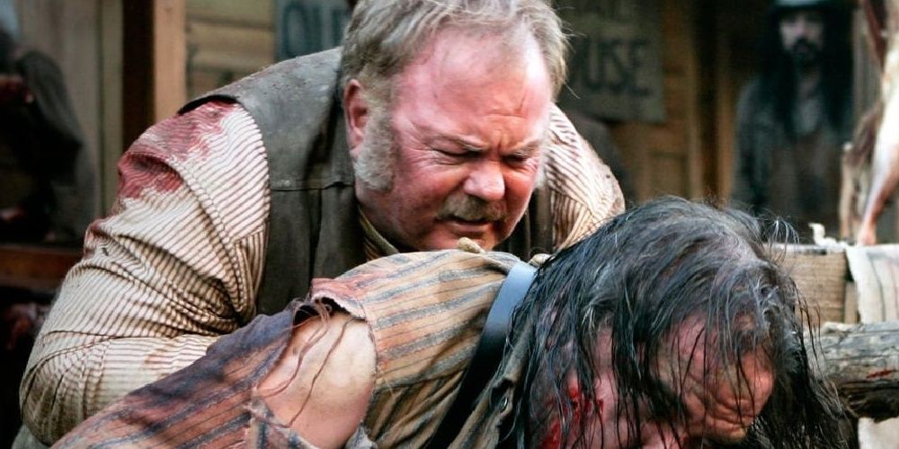 Captain Turner and Dan Dority fight in Deadwood.