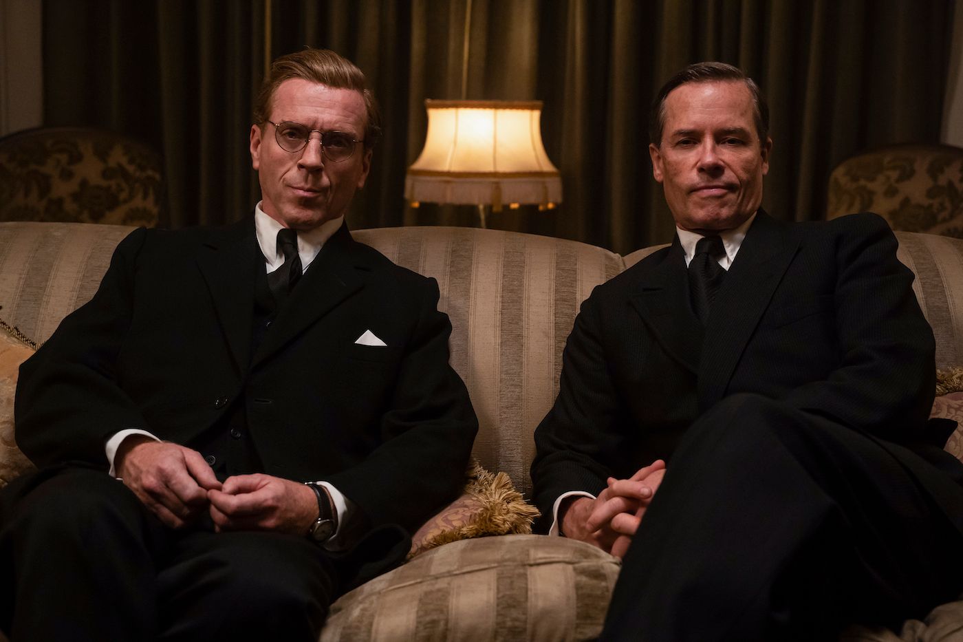 spy-among-friends-damian-lewis-guy-pierce
