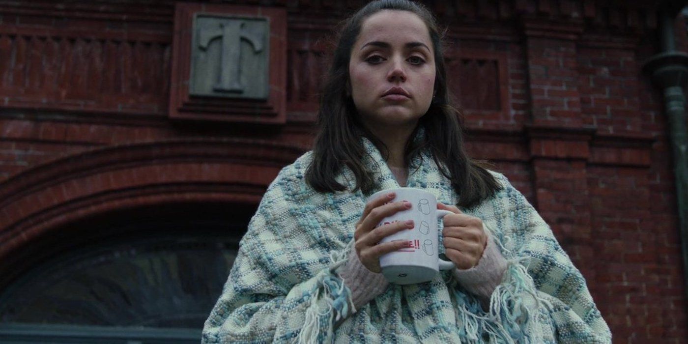 Knives-Out-Ending-Ana de Armas