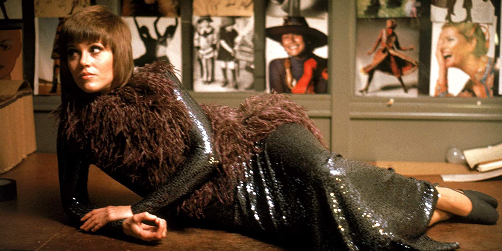 Jane Fonda as Bree Daniel lying on a table at Klute