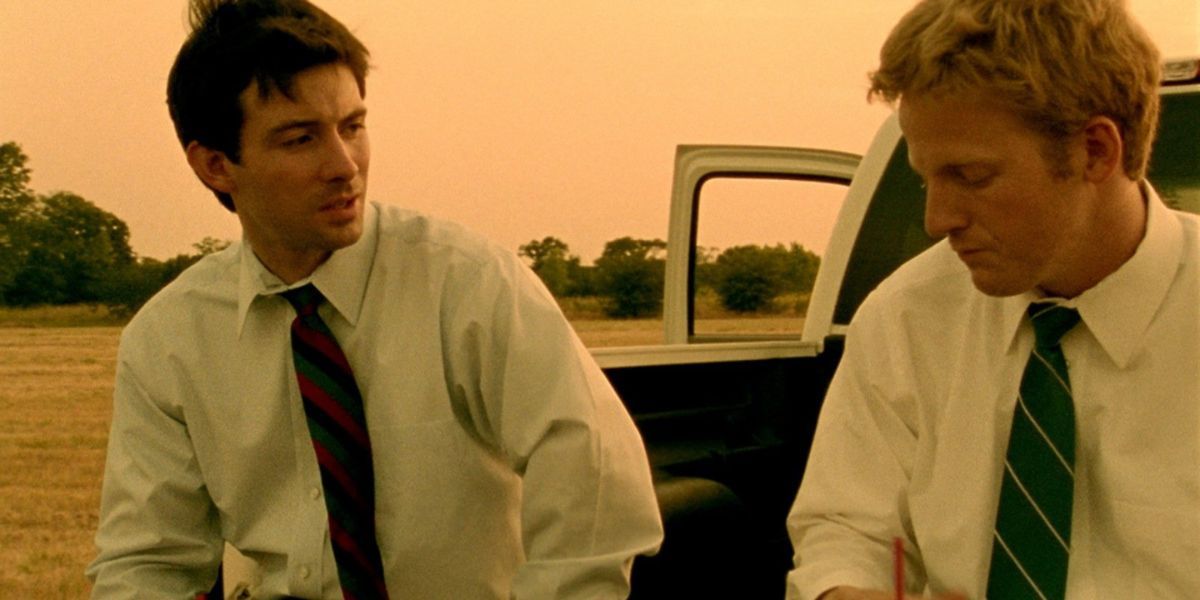 Shane Carruth as Aaron and David Sullivan as Abe in the primer