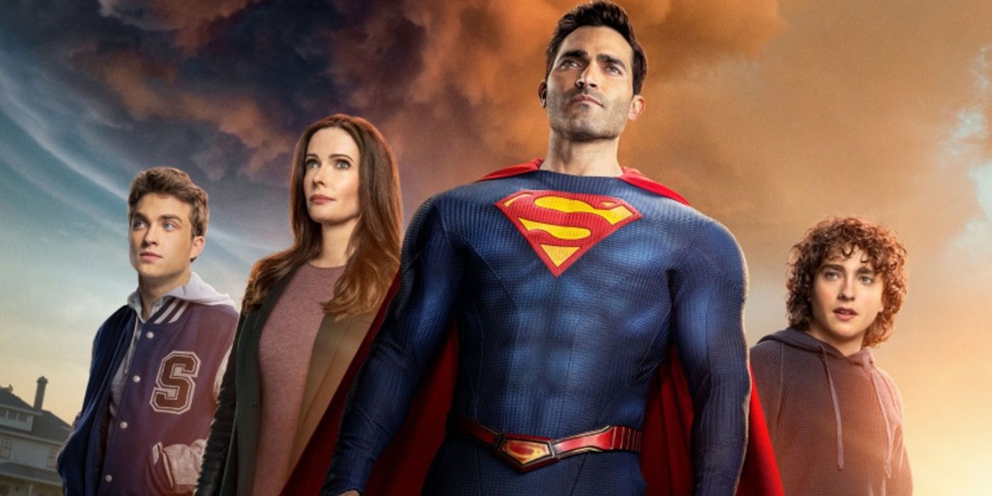 The Kent family together in a publicity shot for the third season of Superman & Lois.