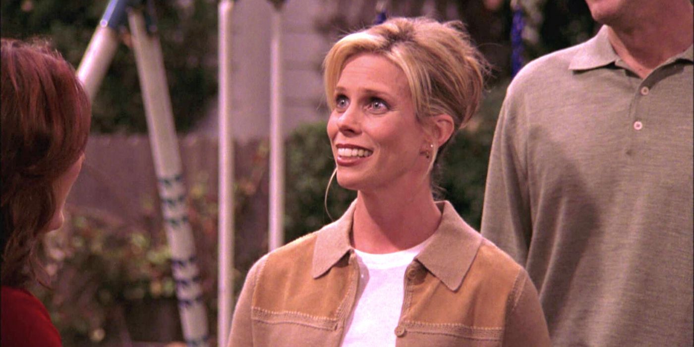 Cheryl Hines in Everybody Loves Raymond