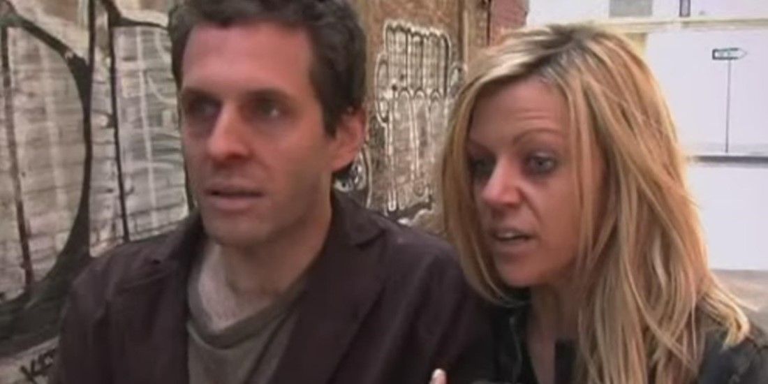 Dee (Kaitlin Olson) and Dennis (Glenn Howerton) are addicted to cocaine on It's Always Sunny in Philadelphia.